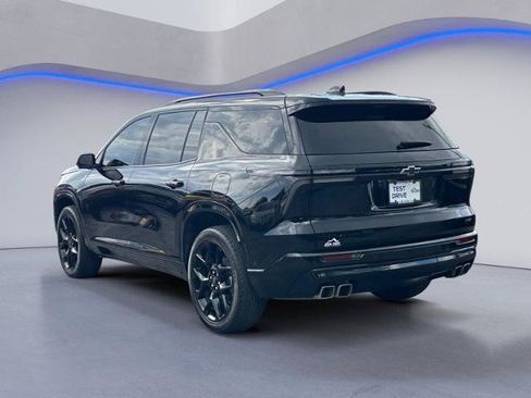 Used 2024 Chevrolet Traverse RS w/ LPO, Floor Liner Package AWD/4WD image 3