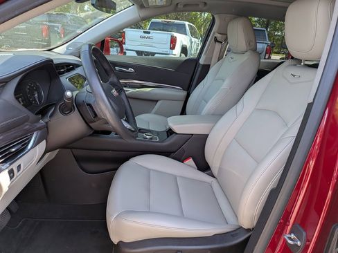 Used 2019 Cadillac XT4 Luxury FWD image 22