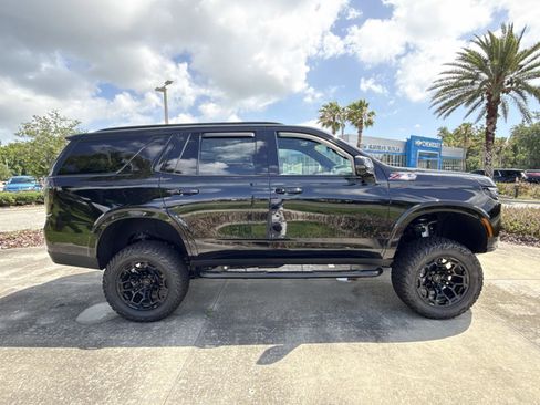 New 2026 Chevrolet Tahoe Z71 w/ Z71 Off-Road Package AWD/4WD image 2