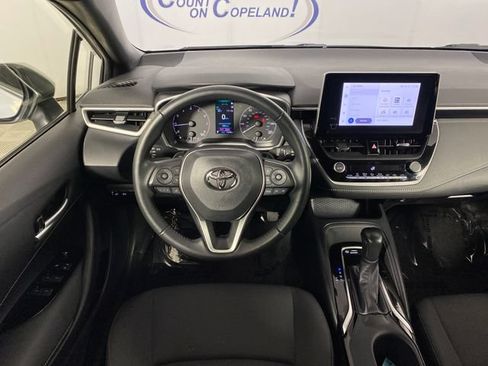 Used 2025 Toyota Corolla SE FWD image 17