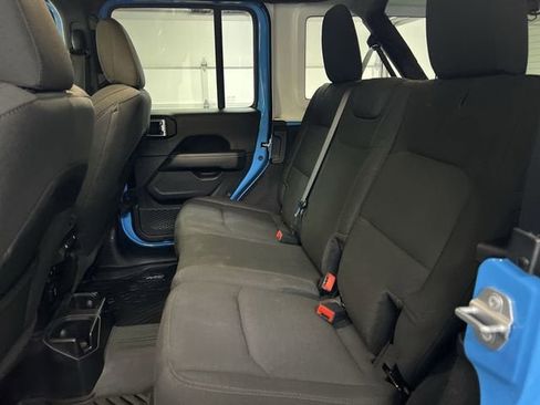Used 2021 Jeep Wrangler Unlimited Sahara AWD/4WD image 25