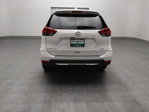 Used 2020 Nissan Rogue SV FWD image 6