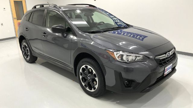 Used 2022 Subaru Crosstrek 2.0i AWD/4WD image 2