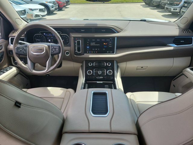 Used 2021 GMC Yukon XL Denali w/ Denali Premium Package RWD image 22