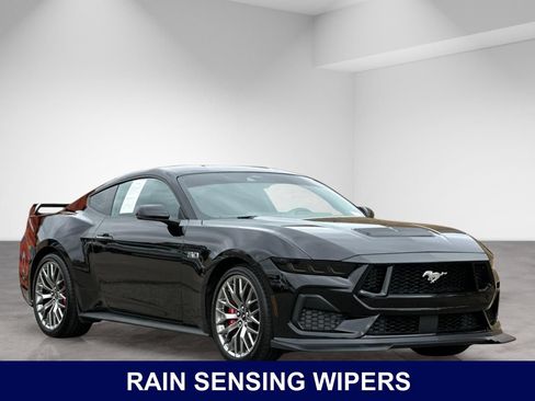 Used 2024 Ford Mustang GT Premium RWD image 9