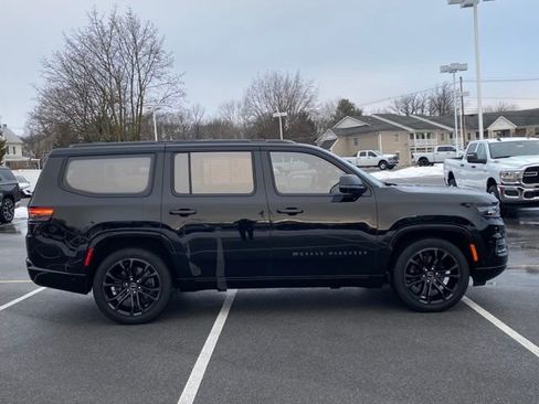 Used 2023 Jeep Grand Wagoneer Series II w/ Quick Order Packagew 28T image 6