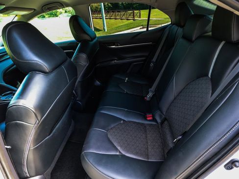 Used 2022 Toyota Camry XSE w/ Cold Weather Package image 40