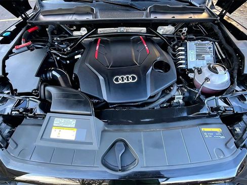 Used 2022 Audi SQ5 Premium Plus image 30