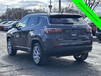 Used 2024 Jeep Compass Latitude video 2