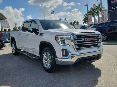 Used 2021 GMC Sierra 1500 SLT w/ SLT Premium Package image 3