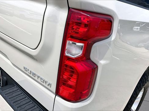 Used 2026 Chevrolet Silverado 1500 Custom RWD image 29