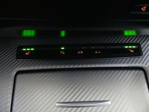 Used 2015 BMW Z4 sDrive35is RWD image 19