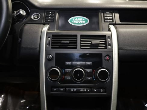 Used 2017 Land Rover Discovery Sport SE AWD/4WD image 27