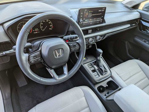Used 2024 Honda CR-V EX-L image 14