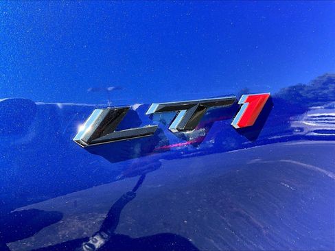 Used 2022 Chevrolet Camaro LT RWD image 23