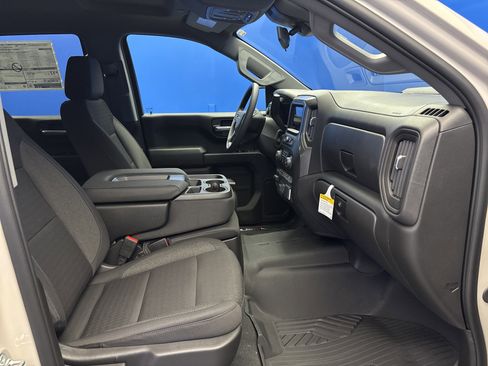 New 2026 Chevrolet Silverado 1500 Custom Trail Boss AWD/4WD image 24