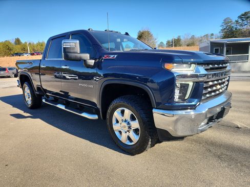 Used 2023 Chevrolet Silverado 2500 LTZ w/ LTZ Plus Package image 11