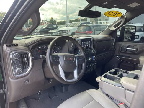 Used 2023 GMC Sierra 2500 SLT AWD/4WD image 11