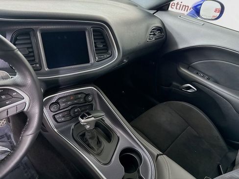 Used 2018 Dodge Challenger R/T Scat Pack w/ Leather Interior Group image 28