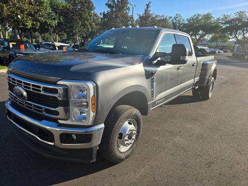 Used 2024 Ford F350 XLT AWD/4WD image 2