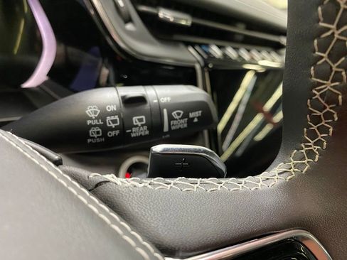 Used 2023 Jeep Grand Cherokee Overland w/ Luxury Tech Group IV image 37