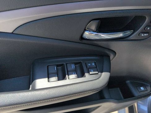Used 2025 Honda Ridgeline RTL image 13