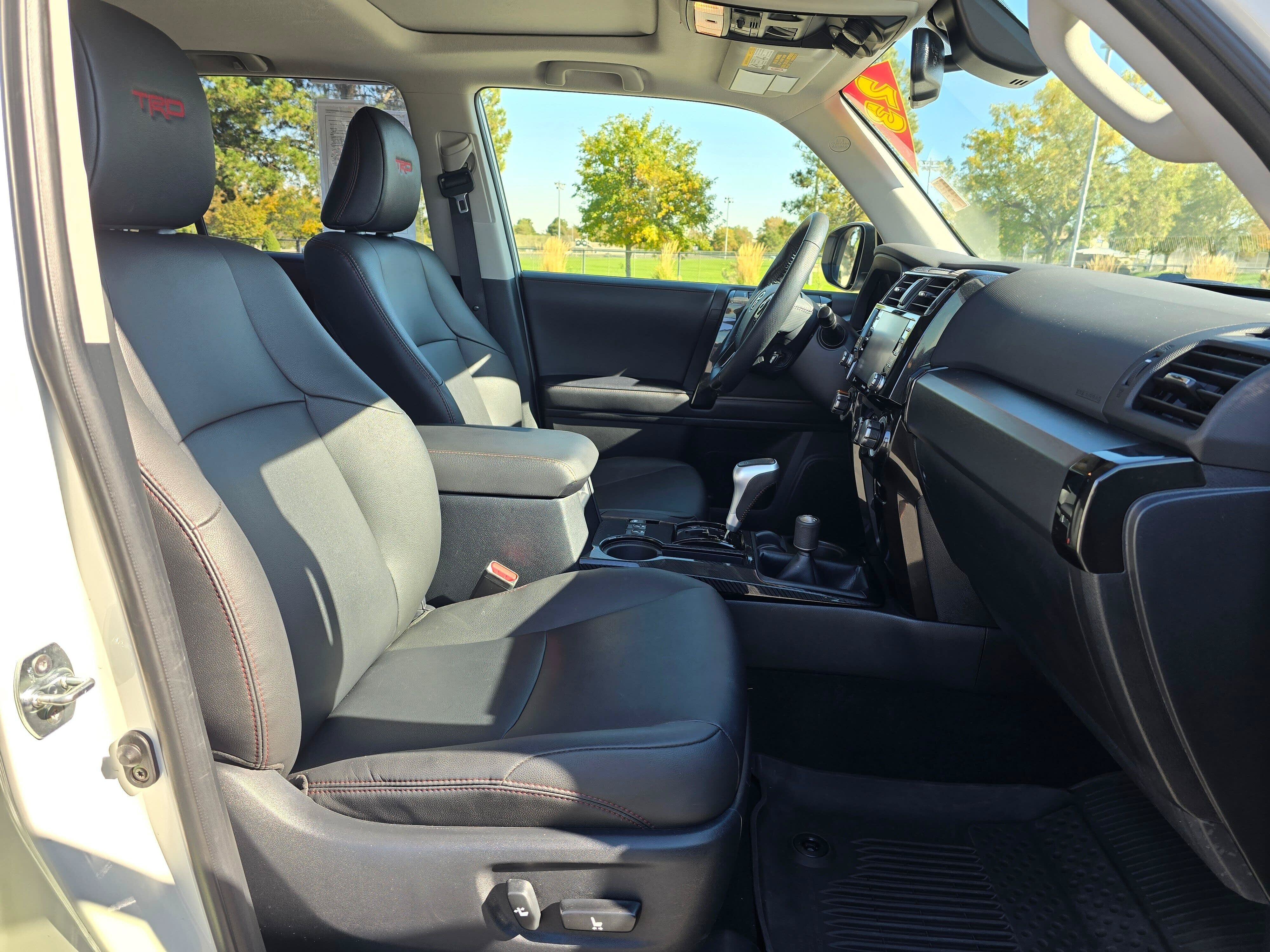 Used 2023 Toyota 4Runner TRD Off-Road Premium w/ Moonroof Package AWD/4WD image 10