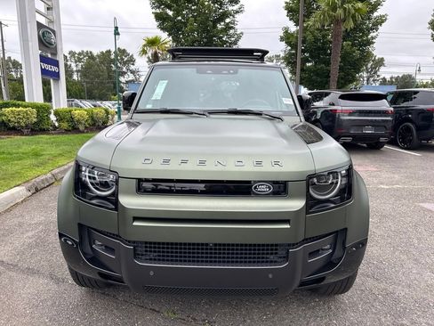 New 2026 Land Rover Defender 110 X-Dynamic SE AWD/4WD image 9