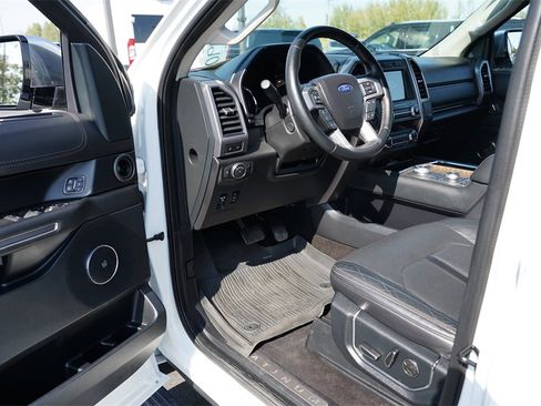 Used 2021 Ford Expedition Platinum image 13