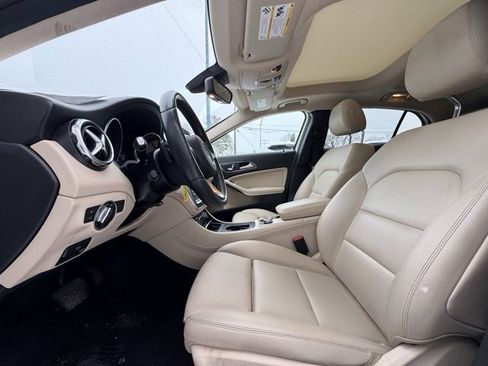 Used 2018 Mercedes-Benz GLA 250 GLA 250 image 10