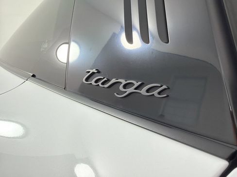 Certified 2019 Porsche 911 Targa 4 GTS AWD/4WD image 11