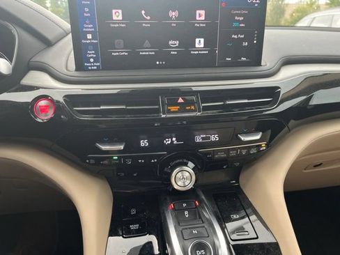 Used 2025 Acura MDX w/ Technology Package AWD/4WD image 11