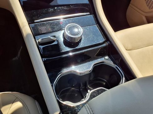 Used 2023 Jeep Grand Cherokee L Limited AWD/4WD image 11