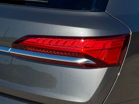 Used 2025 Audi Q7 3.0T Premium Plus image 81