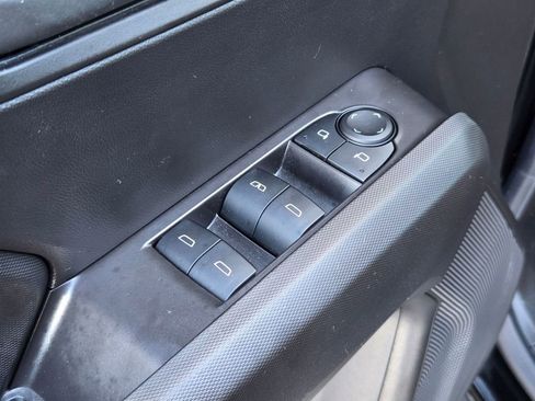 Used 2025 Chevrolet Colorado Trail Boss image 12