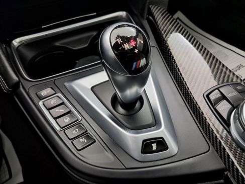 Used 2015 BMW M4 Coupe image 21