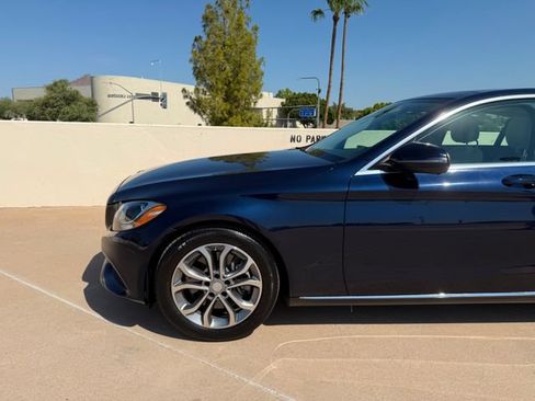 Used 2017 Mercedes-Benz C 300 Sedan image 10