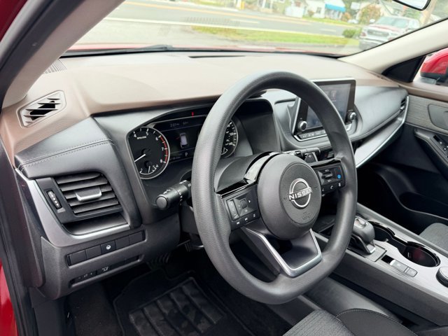 Used 2023 Nissan Rogue SV AWD/4WD image 11