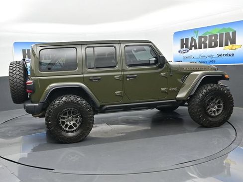 Used 2022 Jeep Wrangler Unlimited Rubicon w/ Xtreme Recon 35" Tire Package AWD/4WD image 6