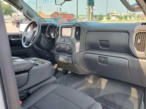 Used 2026 Chevrolet Silverado 1500 W/T w/ WT Safety Package AWD/4WD image 17