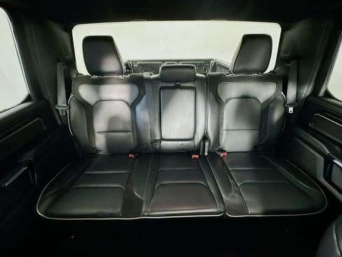 Used 2024 RAM 1500 Laramie AWD/4WD image 13