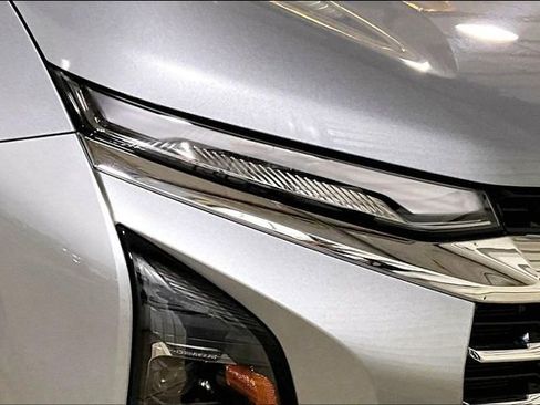 Used 2026 Chevrolet Equinox LT image 4