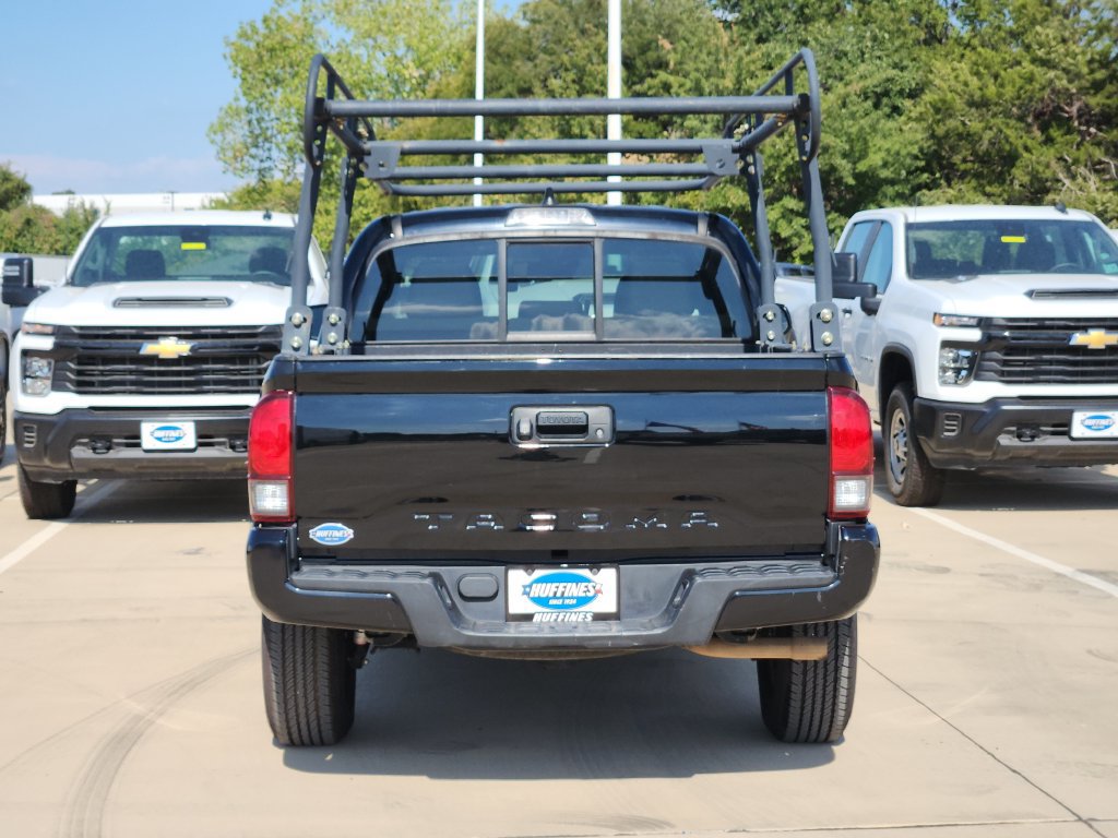 Used 2022 Toyota Tacoma SR w/ SR Convenience Package RWD image 6