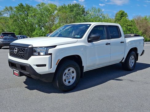 Certified 2024 Nissan Frontier S w/ Technology Package AWD/4WD image 3