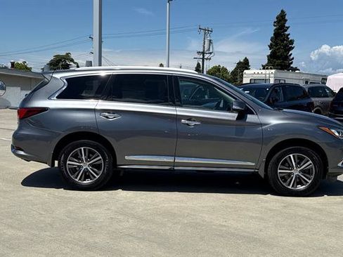Used 2017 INFINITI QX60 Luxe w/ Premium Plus Package AWD/4WD image 2