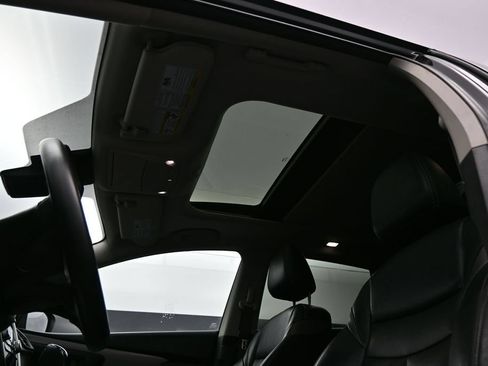 Used 2020 Nissan Murano SL w/ Moonroof Package AWD/4WD image 10