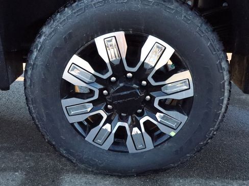 New 2026 GMC Sierra 3500 Denali w/ Denali Reserve Package image 22