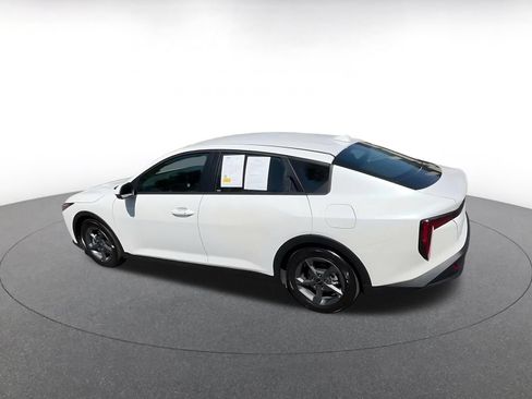 Used 2026 Kia K4 FWD image 11