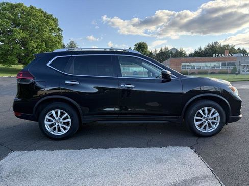 Used 2020 Nissan Rogue SV AWD/4WD image 7