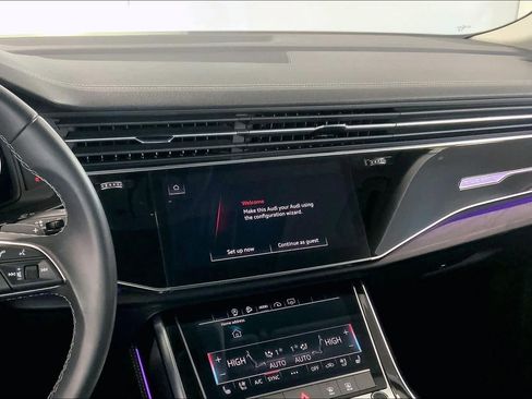 Used 2023 Audi Q8 Premium Plus image 14